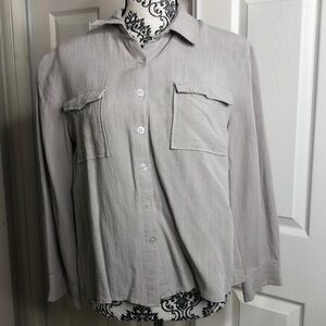 Amaryllis Light Gray Cotton Linen Blend Button Up Pocket Top M